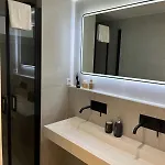 Apartment Modern -2bdr 6p - 300m From The