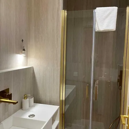 Modern -2bdr 6p - 300m From The 아파트 앙티브